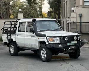 Toyota Land Cruiser 2017 Pearl