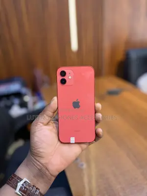 Apple iPhone 12 64 GB Red