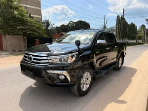 Toyota Hilux 2019 Black