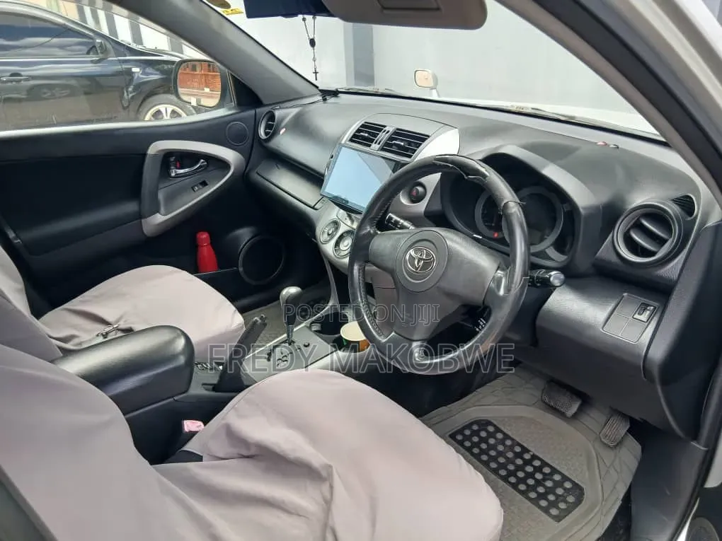 Toyota RAV4 2007 Silver