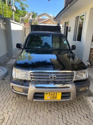 Toyota Land Cruiser 2000 Black