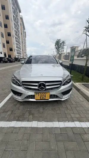 Mercedes-Benz C200 2015 Silver