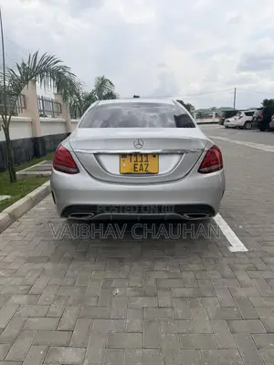 Mercedes-Benz C200 2015 Silver