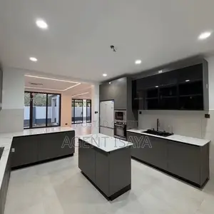 4bdrm Villa in Oyster Bay for rent