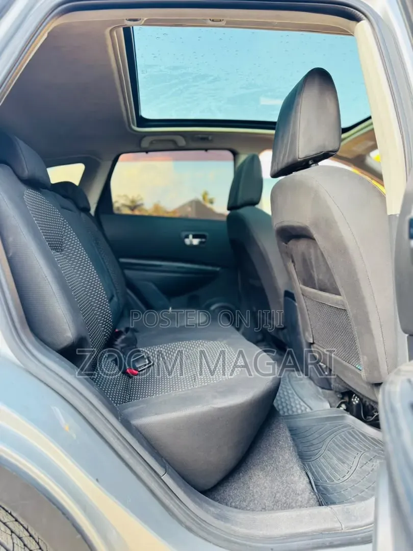 Nissan Dualis 2010 Silver