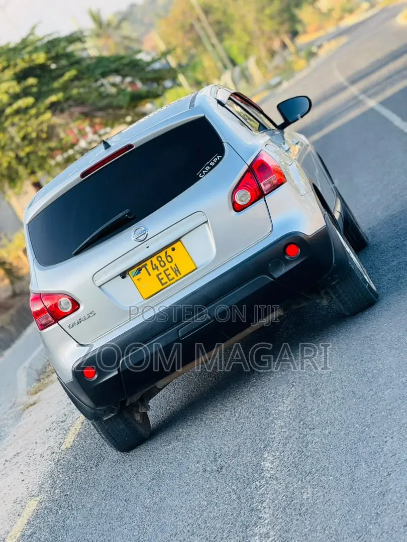 Nissan Dualis 2010 Silver