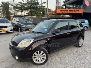 Mazda Verisa 2005 Gray