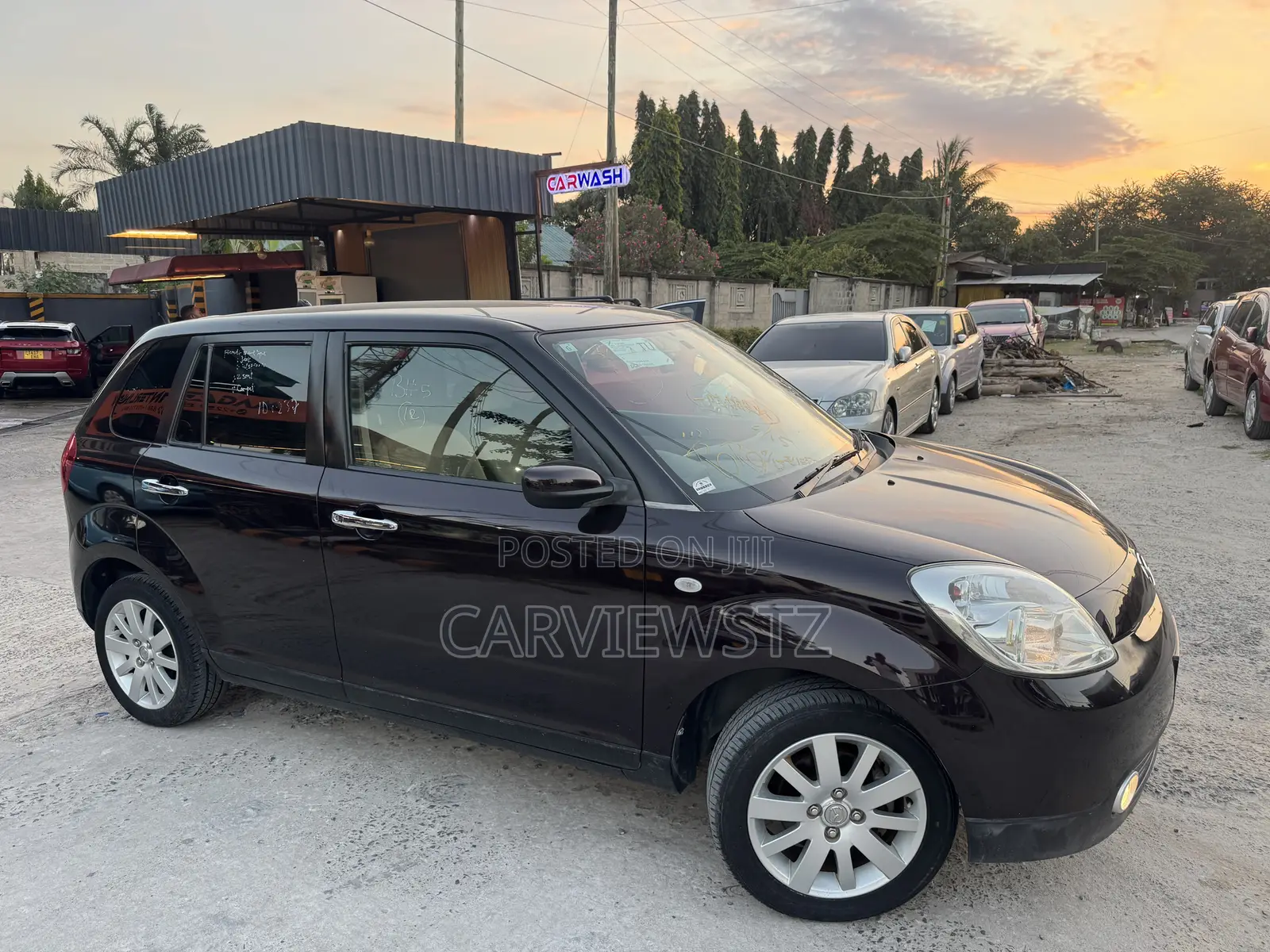 Mazda Verisa 2005 Gray