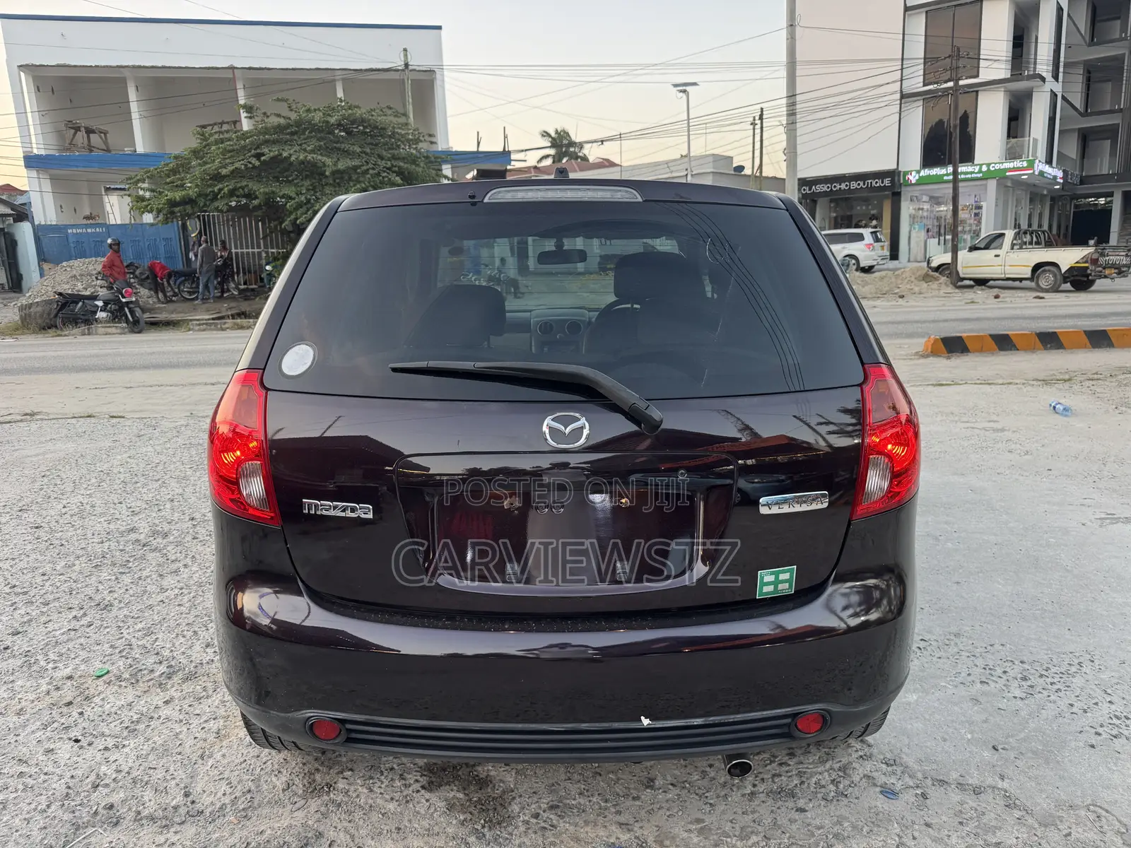 Mazda Verisa 2005 Gray