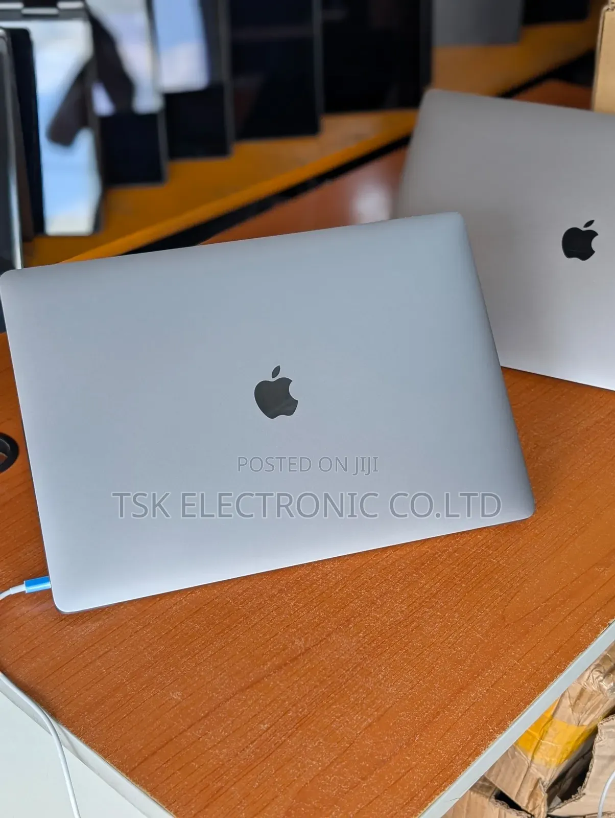 Laptop Apple MacBook 32GB Intel Core i7 SSD 512GB