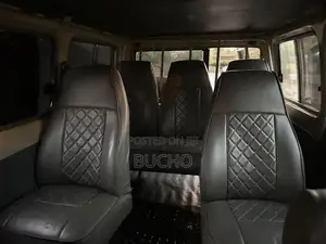 Toyota Land Cruiser 1989 Ivory