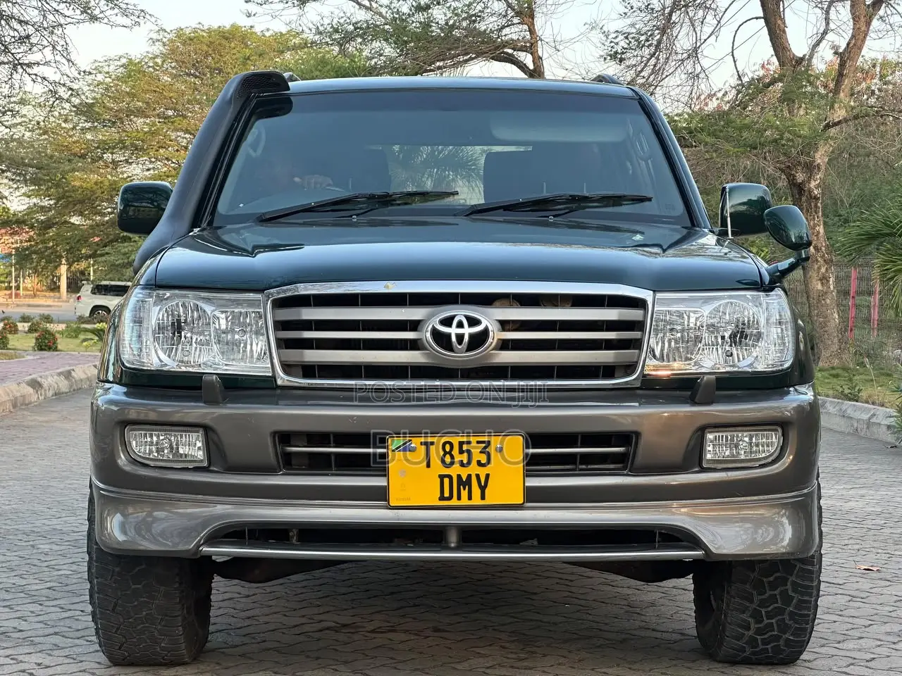 Toyota Land Cruiser 2000 Green