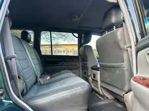 Toyota Land Cruiser 2000 Green