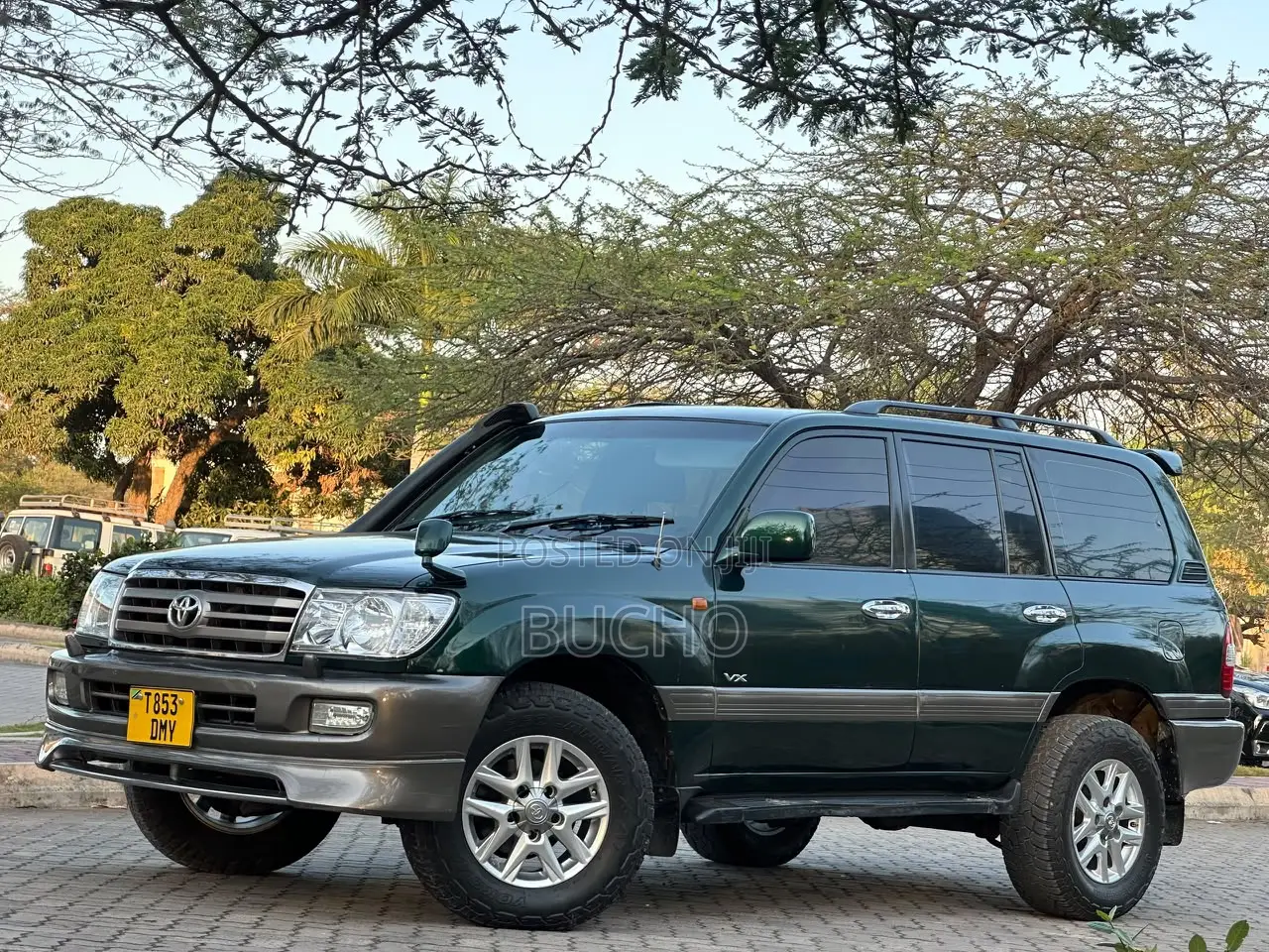 Toyota Land Cruiser 2000 Green