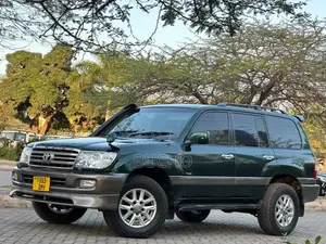 Toyota Land Cruiser 2000 Green