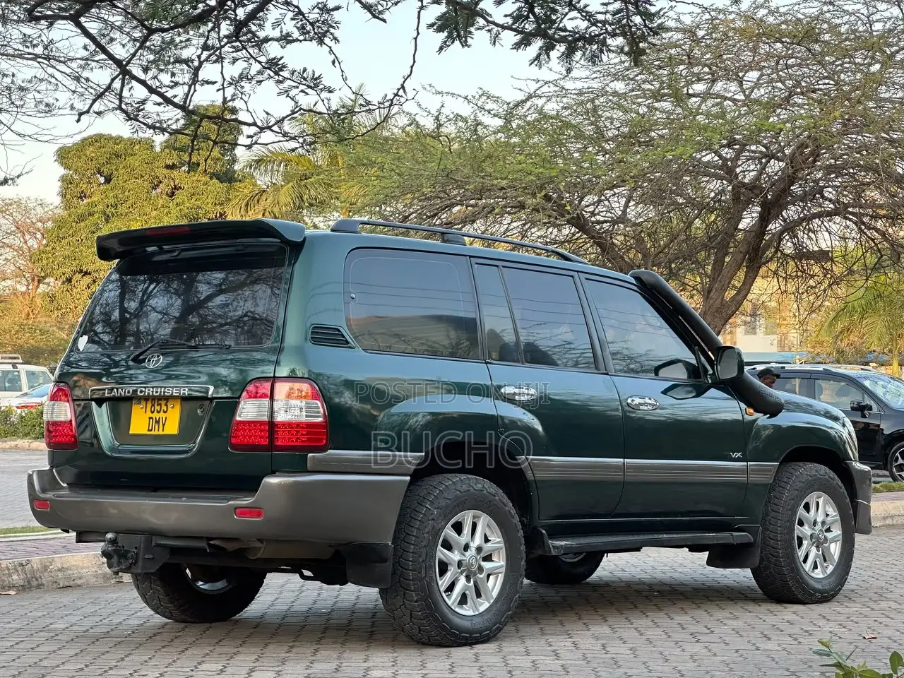 Toyota Land Cruiser 2000 Green