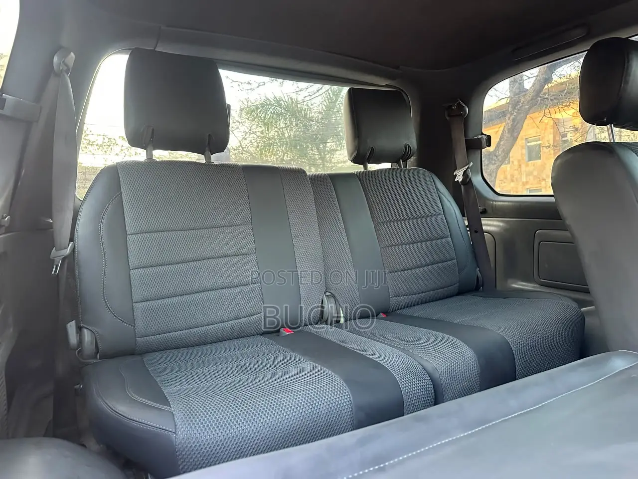 Toyota Land Cruiser 2000 Green