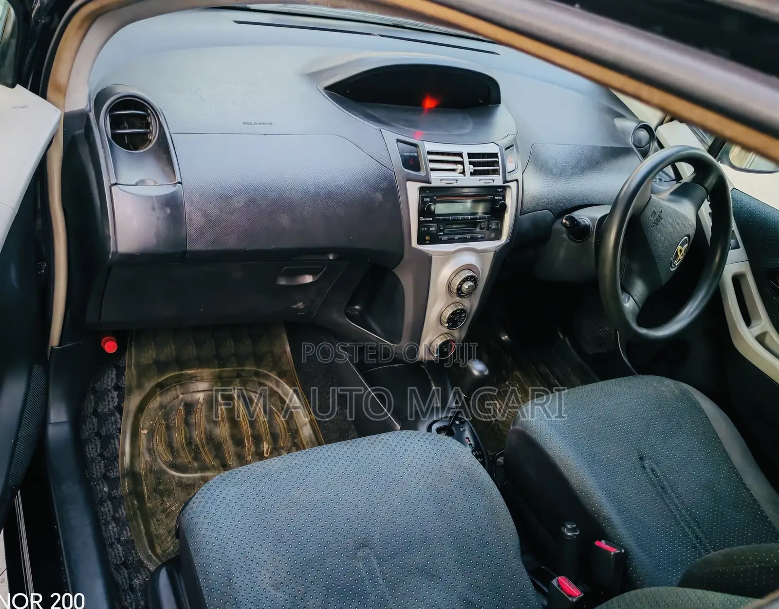 Toyota Vitz 2004 Black
