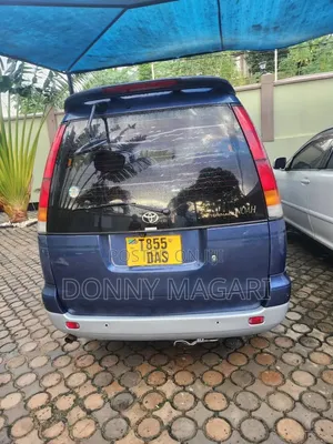 Toyota Noah 2003 Blue