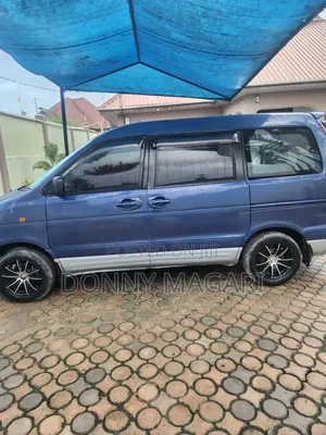 Toyota Noah 2003 Blue