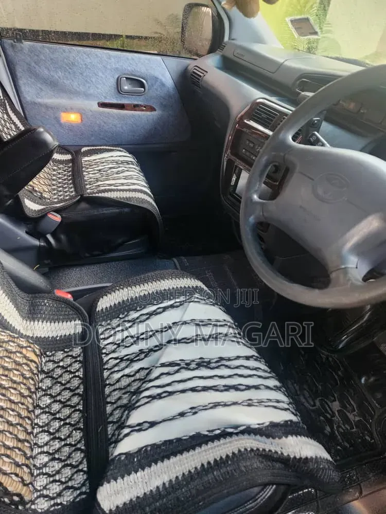 Toyota Noah 2003 Blue