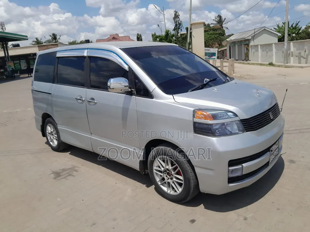 Toyota Voxy 2006 Silver