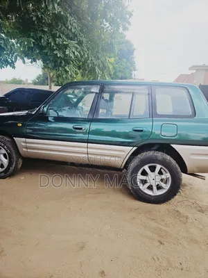 Toyota RAV4 2004 Green