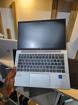 Laptop HP EliteBook 830 G8 8GB Intel Core i5 SSD 256GB