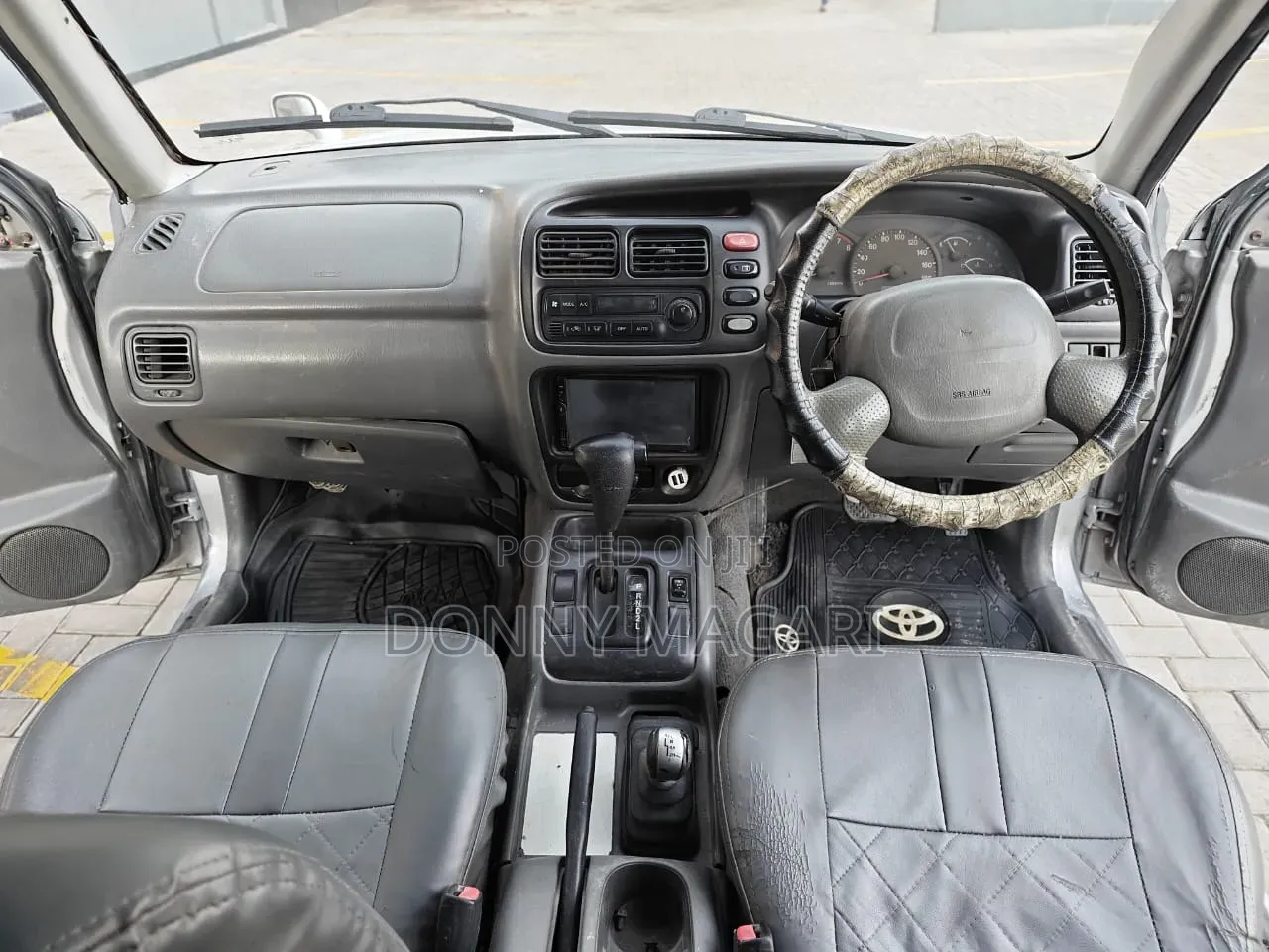 Suzuki Escudo 2005 Silver