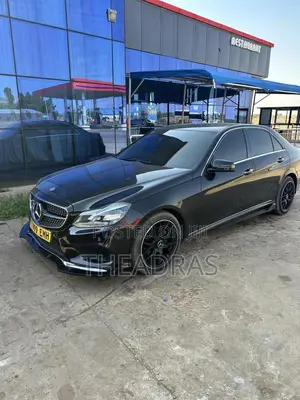 Mercedes-Benz E200 2014 Black