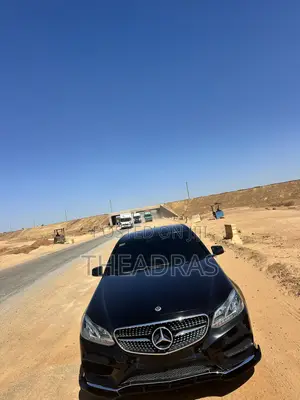 Mercedes-Benz E200 2014 Black