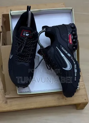 Nike Off - White Sneakers 