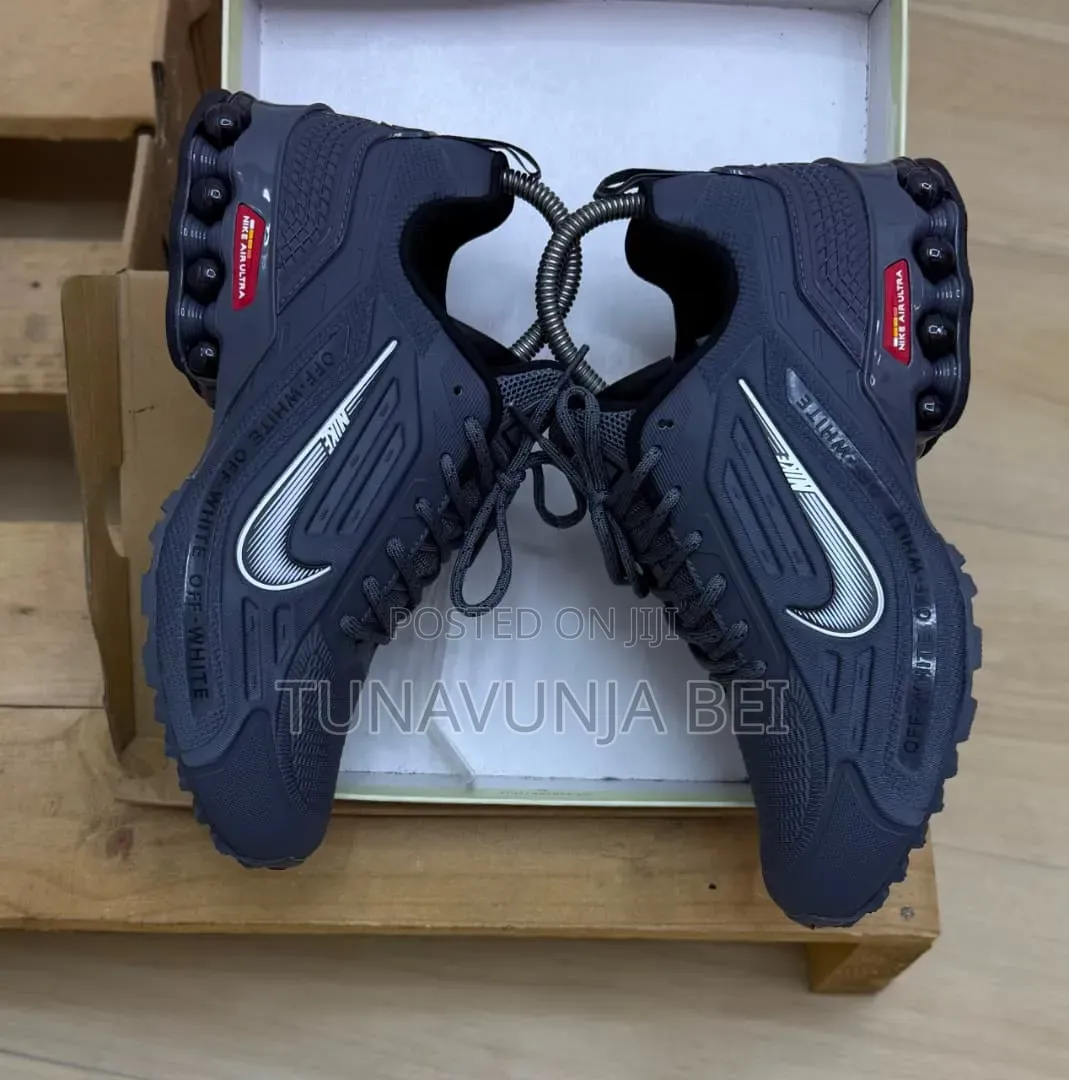 Nike Off - White Sneakers 