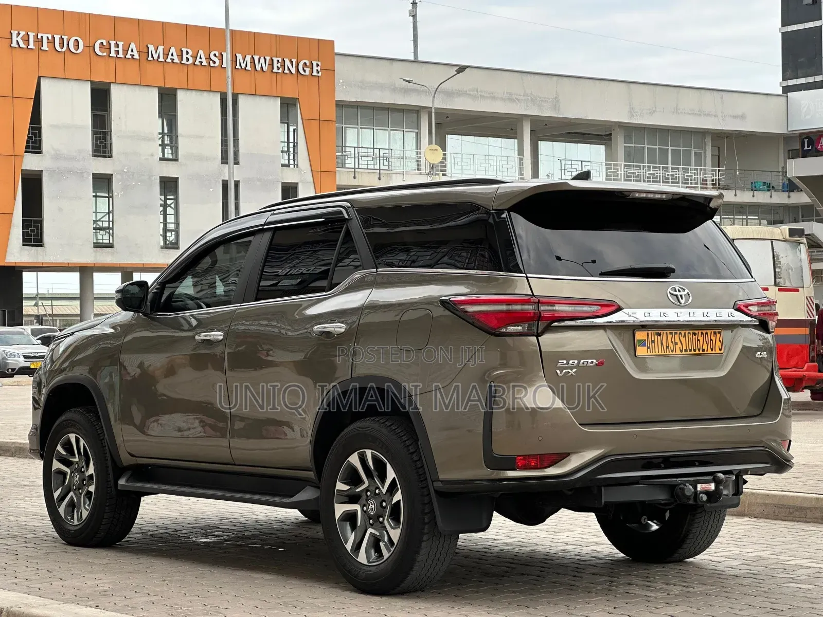 Toyota Fortuner 2021 Brown