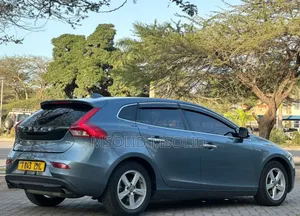Volvo V40 2014 Gray