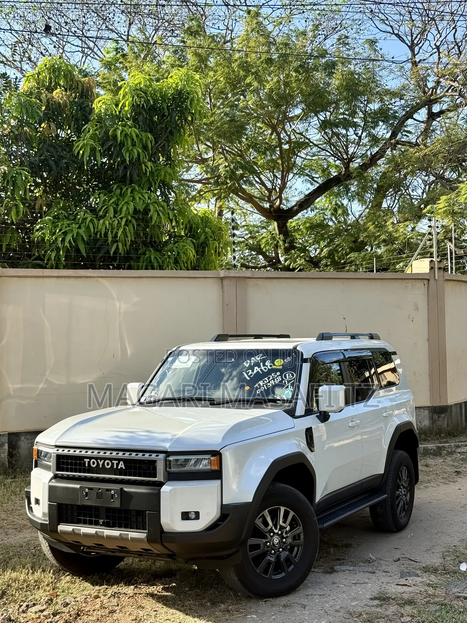 Toyota Land Cruiser Prado 2.7 2025 White