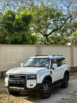 Toyota Land Cruiser Prado 2.7 2025 White