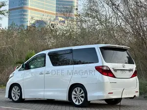 Toyota Alphard 2009 White