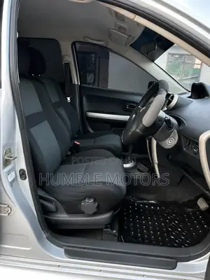 Toyota IST 2006 Silver