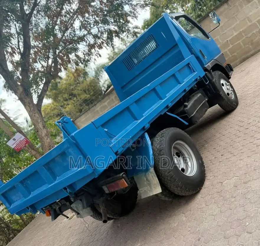 Mitsubishi Canter Tripper Dumper