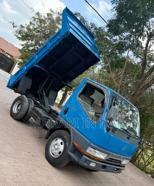 Mitsubishi Canter Tripper Dumper