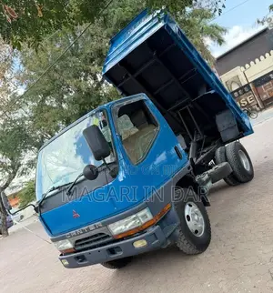 Mitsubishi Canter Tripper Dumper