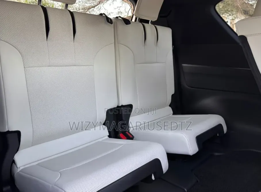 Lexus LX 2025 Off white