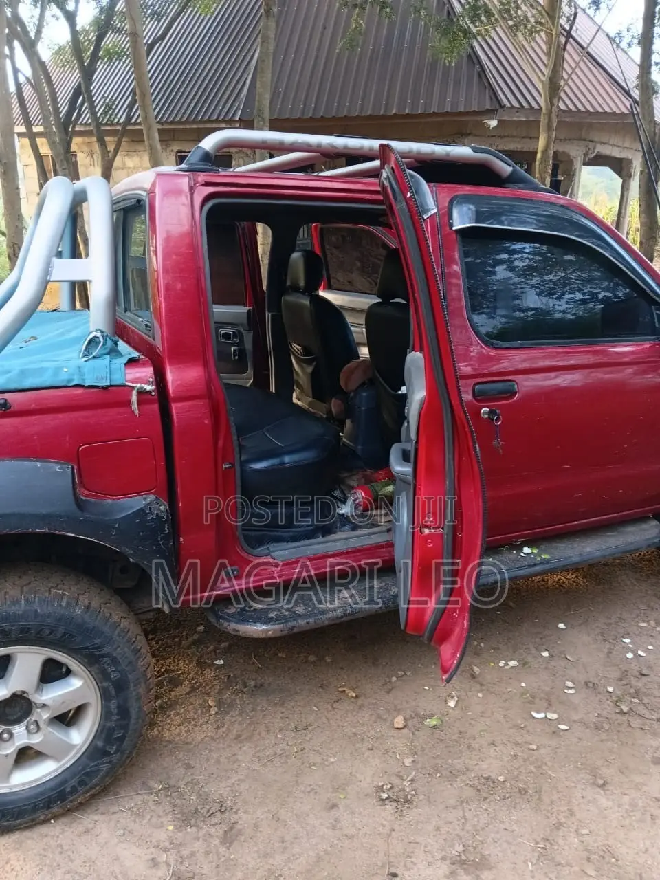 Nissan Hardbody 2000i 2005 Maroon