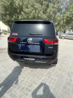Toyota Land Cruiser 2023 Blue