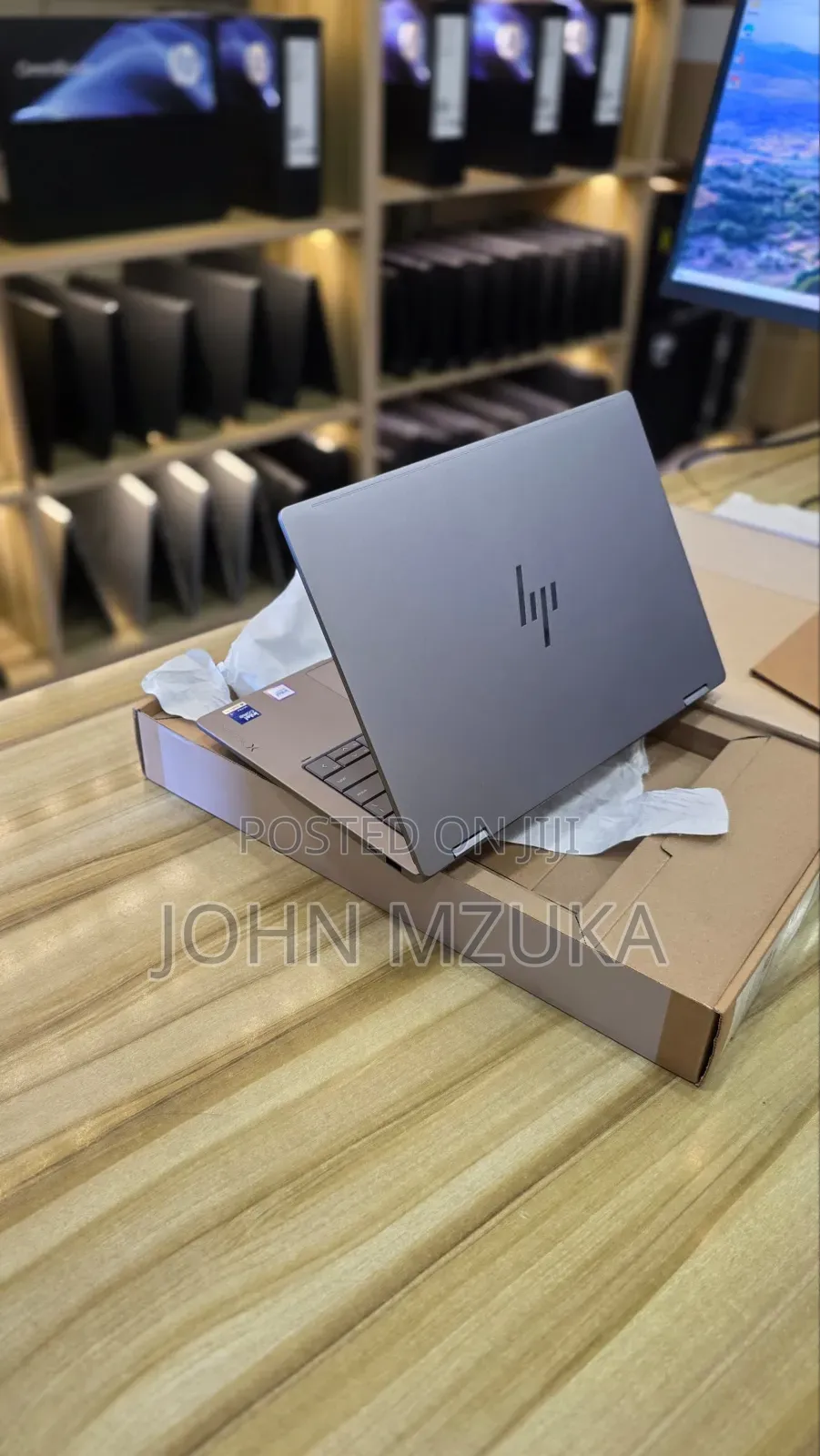 New Laptop HP OmniBook X Flip 14" 16GB Intel Core Ultra 7 SSD 1T