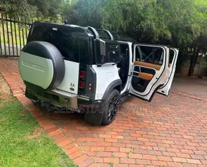 New Land Rover Defender 2023 White