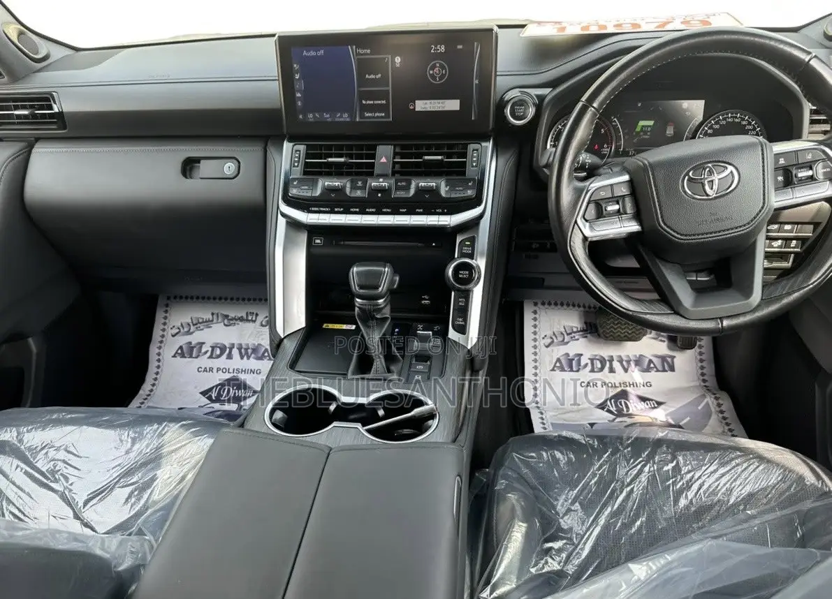Toyota Land Cruiser 2023 White