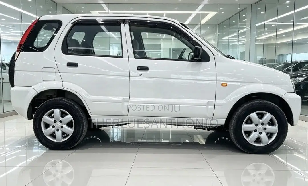 Toyota Cami 2006 Silver