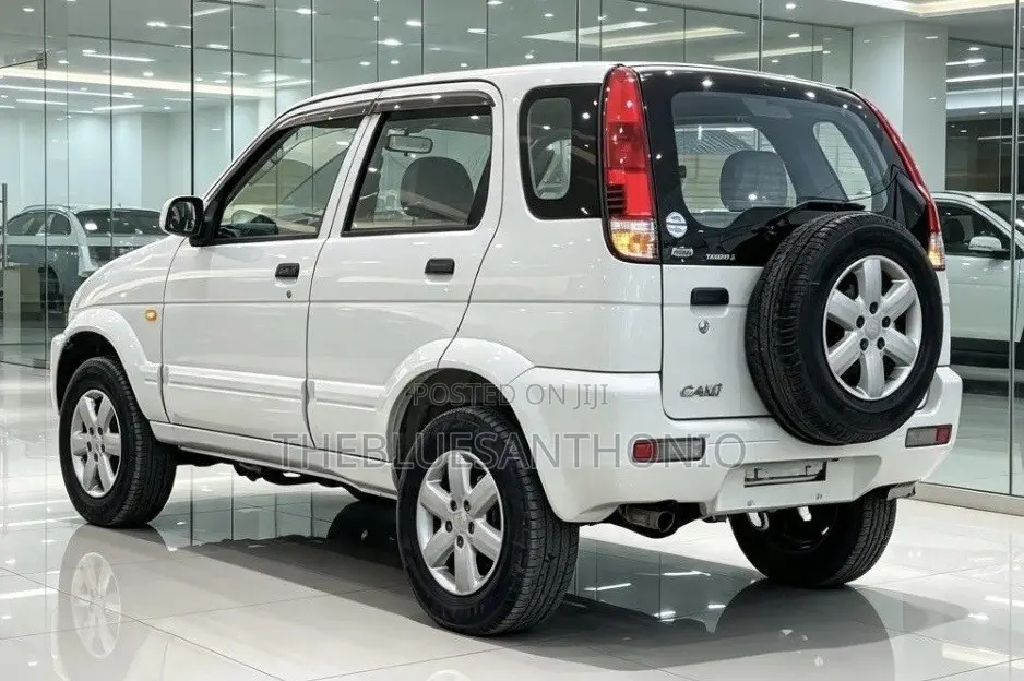Toyota Cami 2006 Silver
